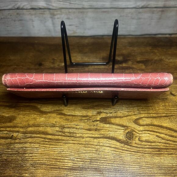 Miu Miu - Continental Wallet - Croc Embossed- Pink - Picture 4 of 12